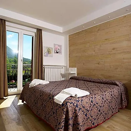 Degli Olmi Otel 3*